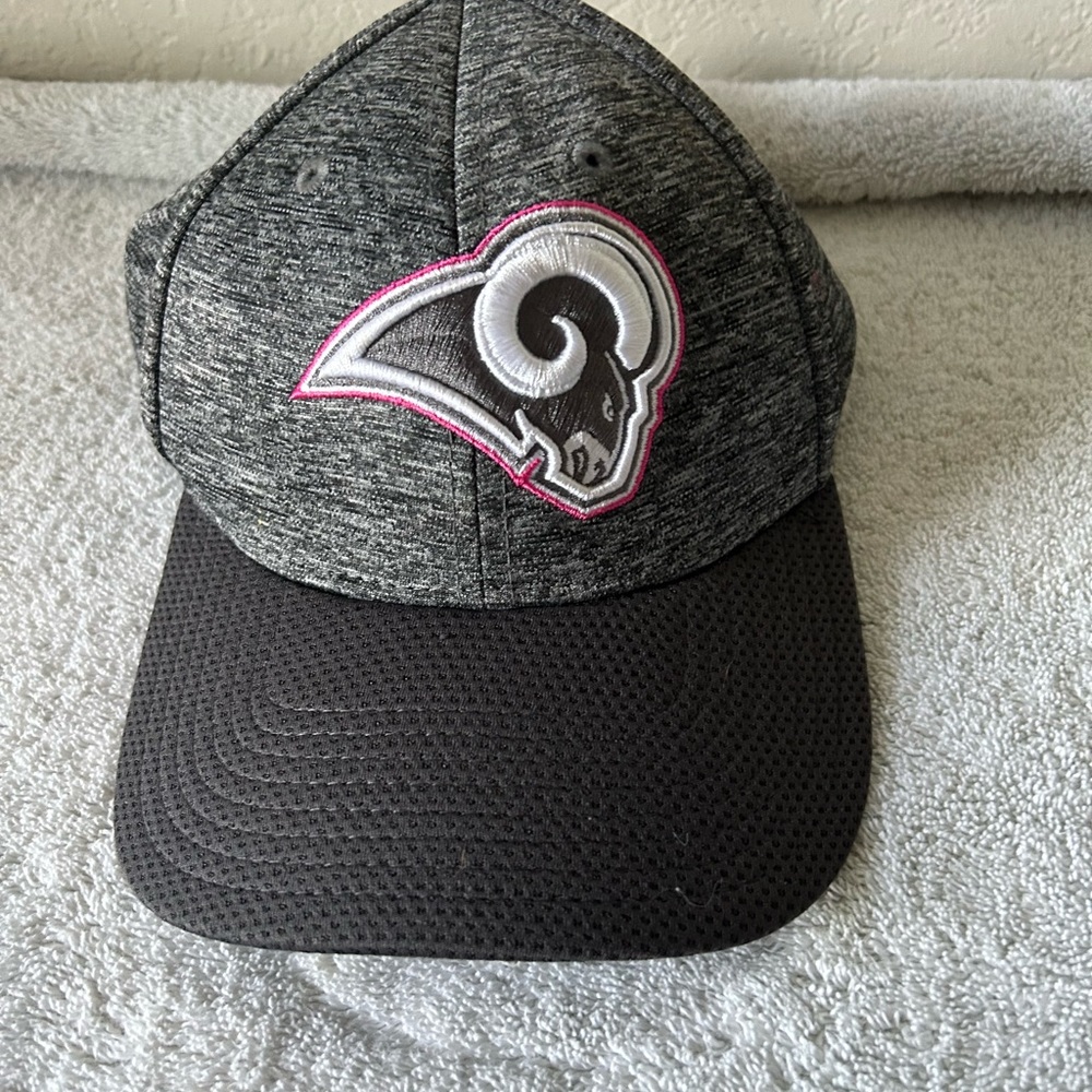 COPY - LA rams hat